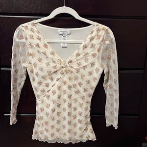 Nine West lace 3/4 sleeve cream lace top w/ flowers SP but fits more like XSP